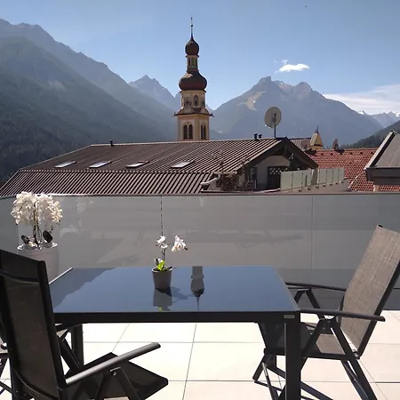 可切普雷兹公寓酒店 *