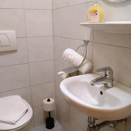 可切普雷兹公寓酒店 *