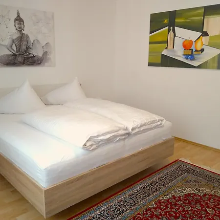 Am Kirchplatz Apartment *