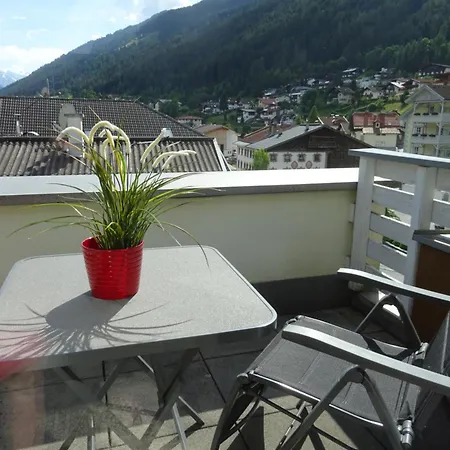 Apartment Am Kirchplatz Fulpmes