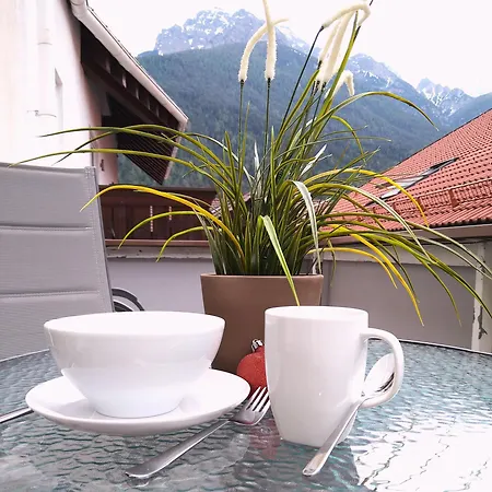 可切普雷兹公寓酒店 *