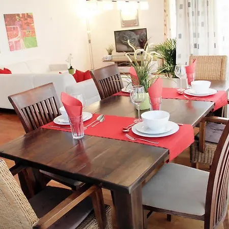 Am Kirchplatz Apartament *